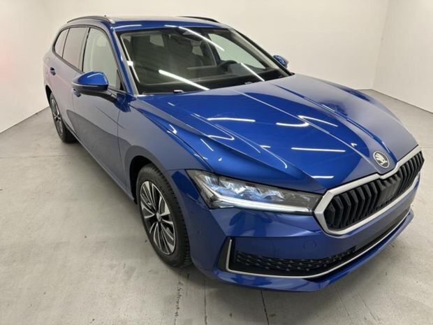 Bleu Nouvelle 2024 Skoda Superb Selection | 39 990 € (Prix assez cher) - Image 1/4