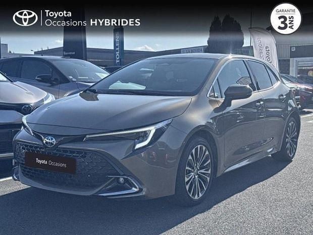 Utilisé 2023 Toyota Corolla Design | 23 990 € (Bon prix) - Image 1/4