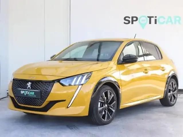 Jaune Occasion 2023 Peugeot 208 GT Citadine | 16 800 € (Prix juste) - Image 1/4