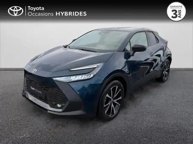 Bleu persan métallisé Occasion 2024 Toyota C-HR Design SUV | 33 990 € (Prix assez cher) - Image 1/4