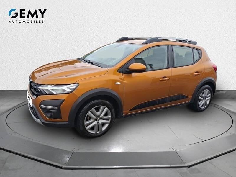 Orange Utilisé 2021 Dacia Sandero Comfort Citadine | 13 990 € (Prix juste) - Image 1/4