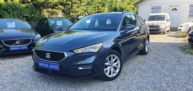 Gris Utilisé 2022 Seat Leon Business Berline | 14 990 € (Super prix) - Image 1/4