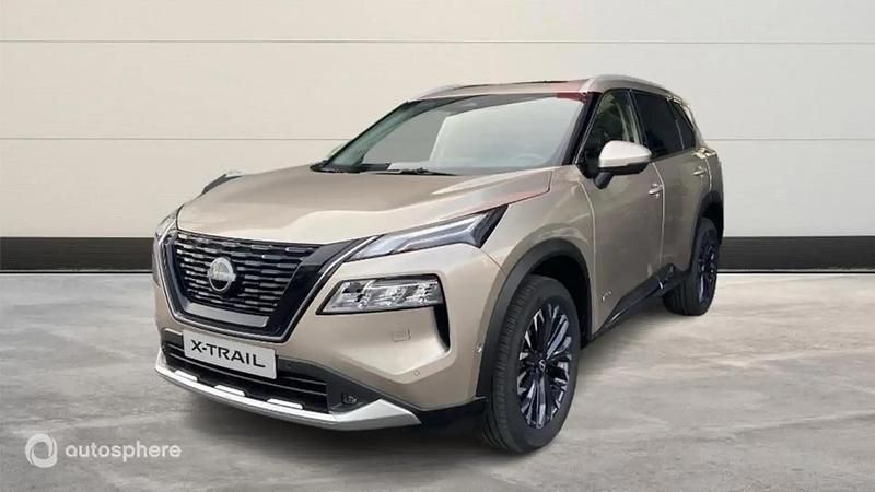 Gris Nouvelle 2025 Nissan X-Trail Tekna SUV | 45 499 € (Prix juste) - Image 1/4