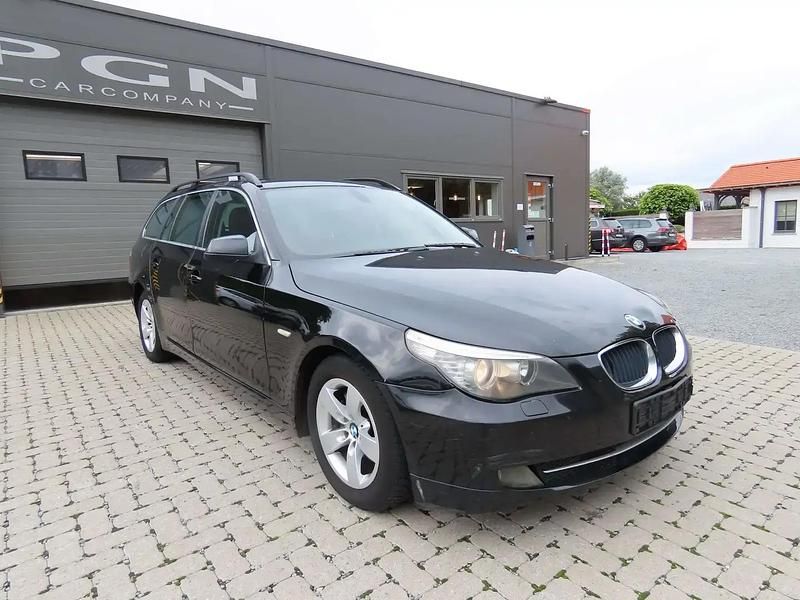 Gris Utilisé 2010 BMW 520 Break | 2 900 € (Super prix) - Image 1/4