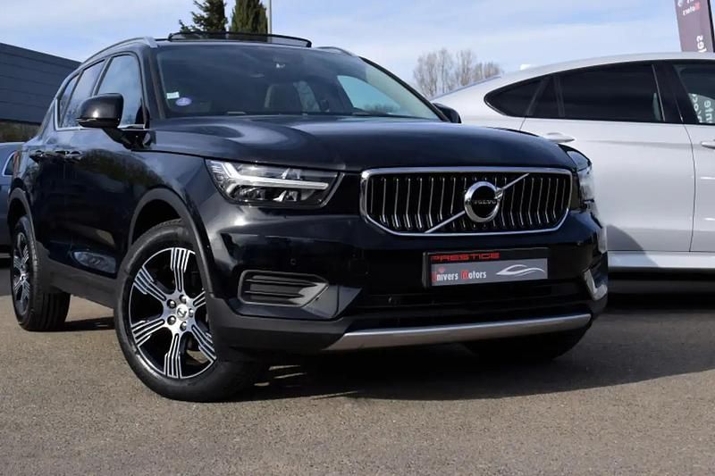 Noir Utilisé 2019 Volvo XC40 Momentum SUV | 21 900 € (Super prix) - Image 1/4