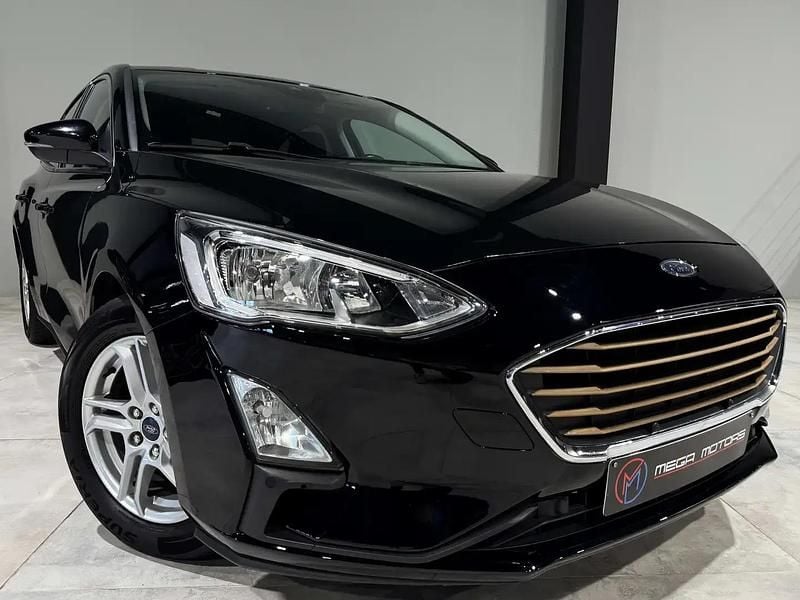 Noir Utilisé 2018 Ford Focus Berline | 12 900 € (Prix juste) - Image 1/4