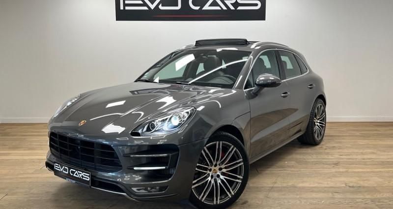Gris Occasion 2014 Porsche Macan Turbo Chrono SUV | 39 990 € (Prix juste) - Image 1/4