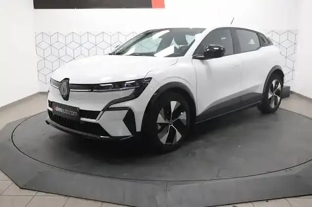 Blanc glacier Occasion 2022 Renault Megane E-Tech Berline | 16 011 € (Super prix) - Image 1/4