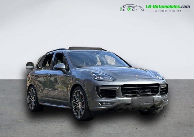 Utilisé 2016 Porsche Cayenne GTS SUV | 56 300 € (Prix juste) - Image 1/4