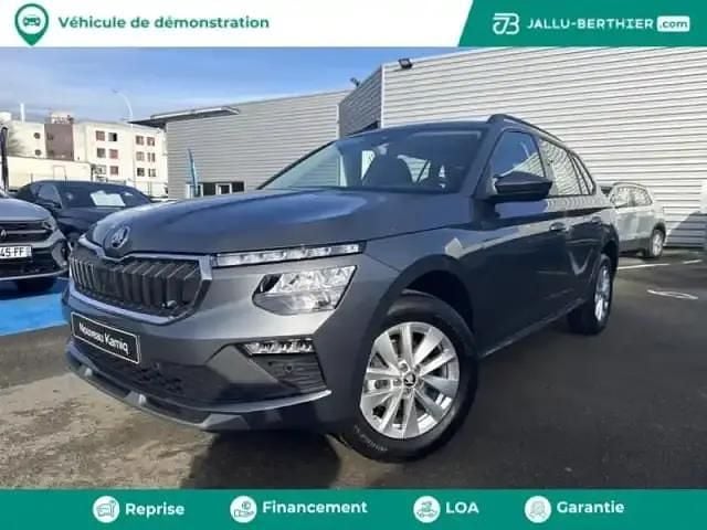 Gris graphite métallisé Nouvelle 2025 Skoda Kamiq Selection SUV | 20 490 € (Bon prix) - Image 1/4