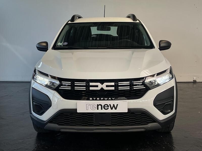 Occasion Dacia Sandero Essentiel 92 ch (67 kW) 2023 Blanc Citadine