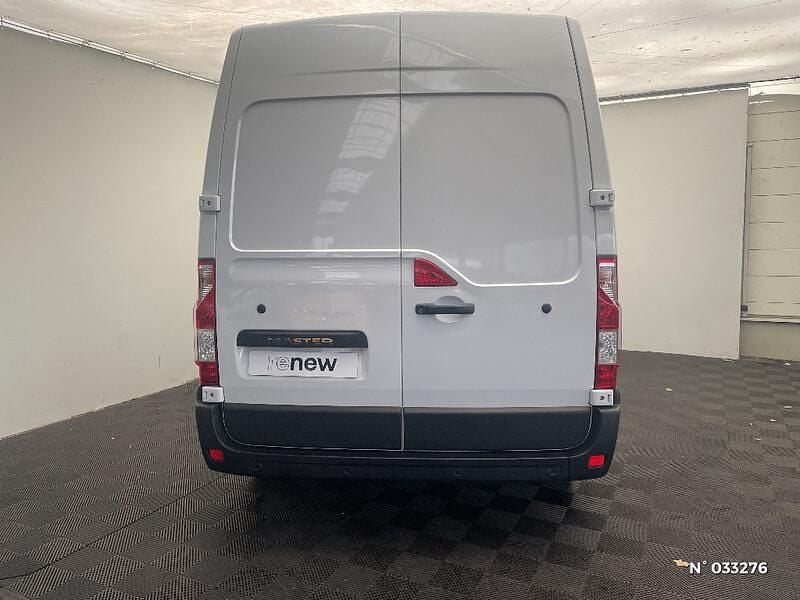 Occasion Renault Master 135 ch (99 kW) 2023 Blanc Van