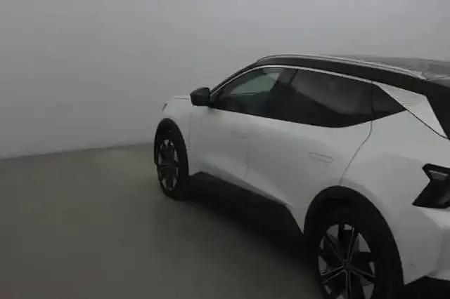 Occasion Renault Scenic E-Tech 161 kW (220 ch) 2025 Blanc qnc noir gne SUV