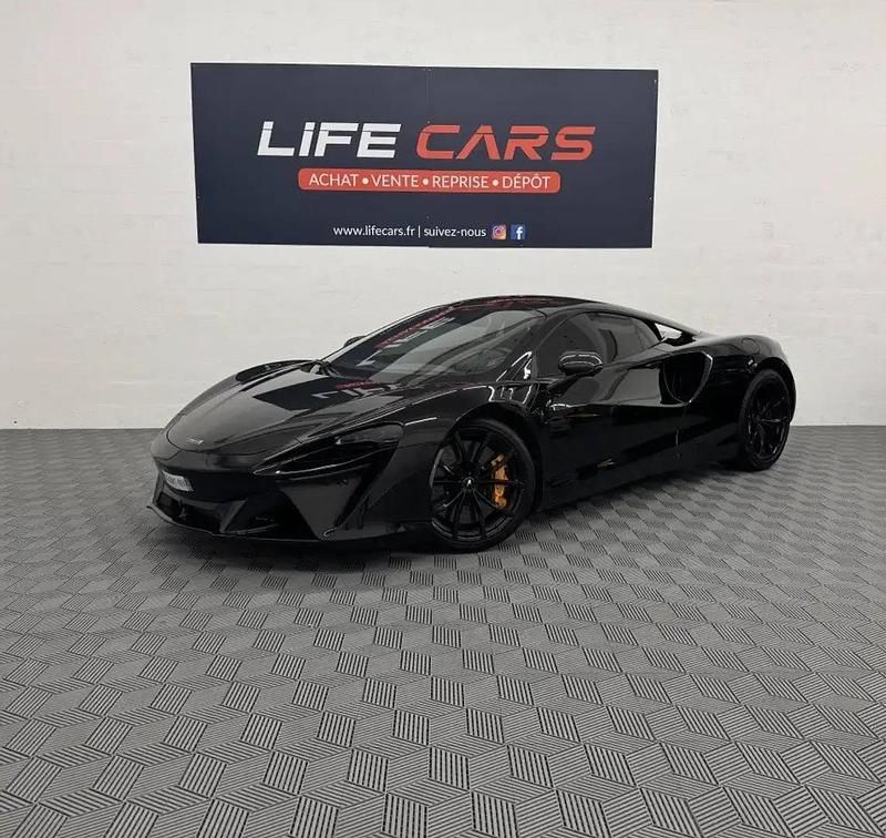 Noir Occasion 2023 McLaren Artura Coupé | 219 990 € - Image 1/4