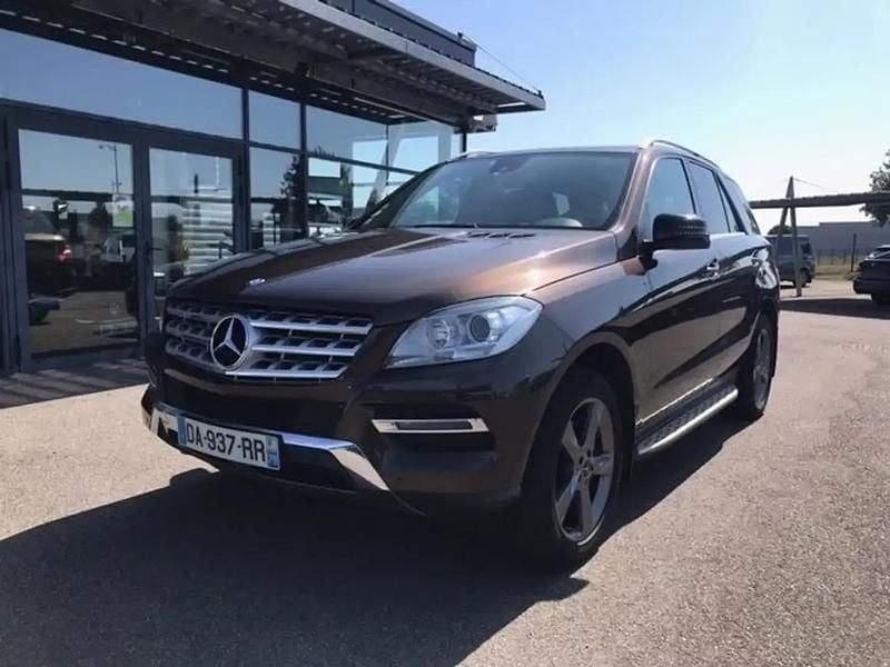Brun Utilisé 2013 Mercedes ML350 SUV | 19 990 € - Image 1/4