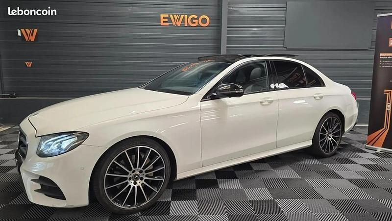 Blanc Utilisé 2018 Mercedes E220 Berline | 32 990 € (Prix juste) - Image 1/4