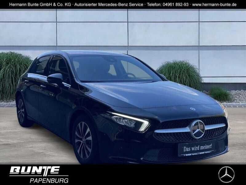 Utilisé 2023 Mercedes A180 Berline | 26 995 € (Super prix) - Image 1/4