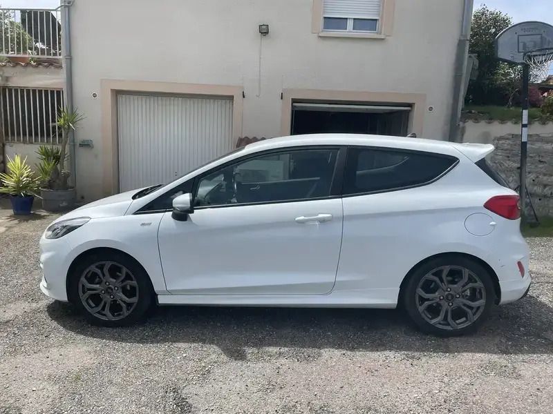 Utilisé 2018 Ford Fiesta ST-Line Citadine | 7 500 € (Bon prix) - Image 1/4