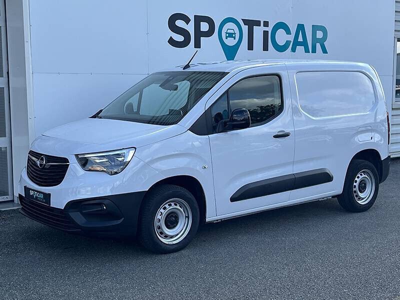Blanc Utilisé 2023 Opel Combo S Monospace | 17 990 € - Image 1/4