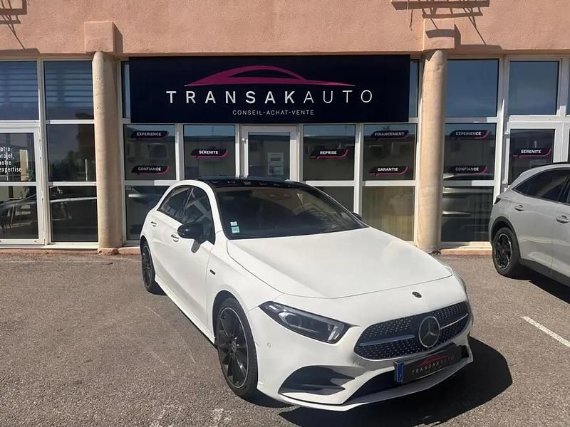 Blanc Occasion 2021 Mercedes A250 AMG line Berline | 25 990 € (Prix juste) - Image 1/4