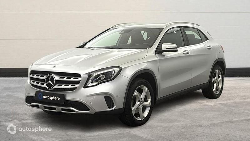 Gris Utilisé 2019 Mercedes GLA200 SUV | 19 899 € (Bon prix) - Image 1/4