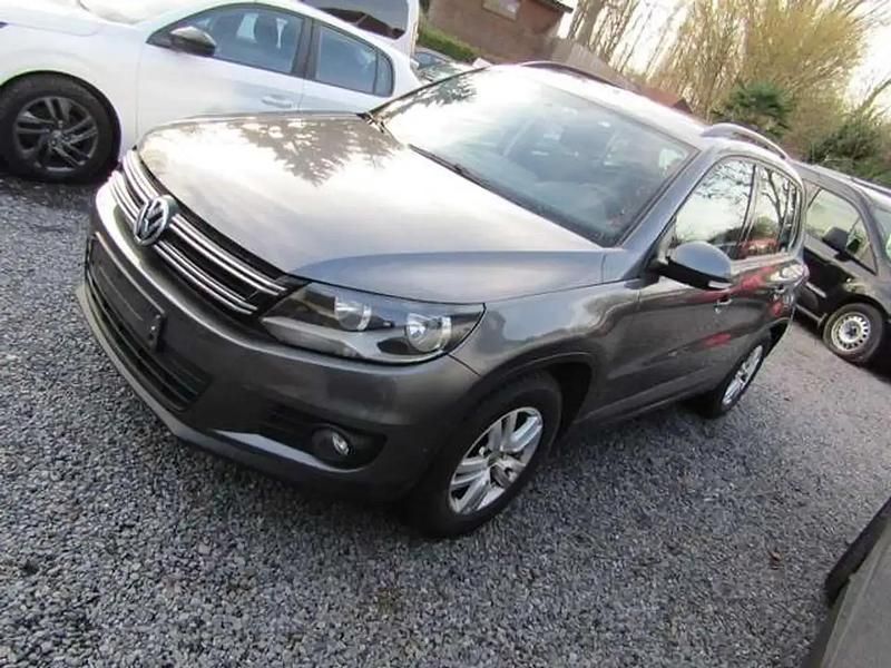 Gris Occasion 2016 VW Tiguan SUV | 8 250 € (Prix cher) - Image 1/4