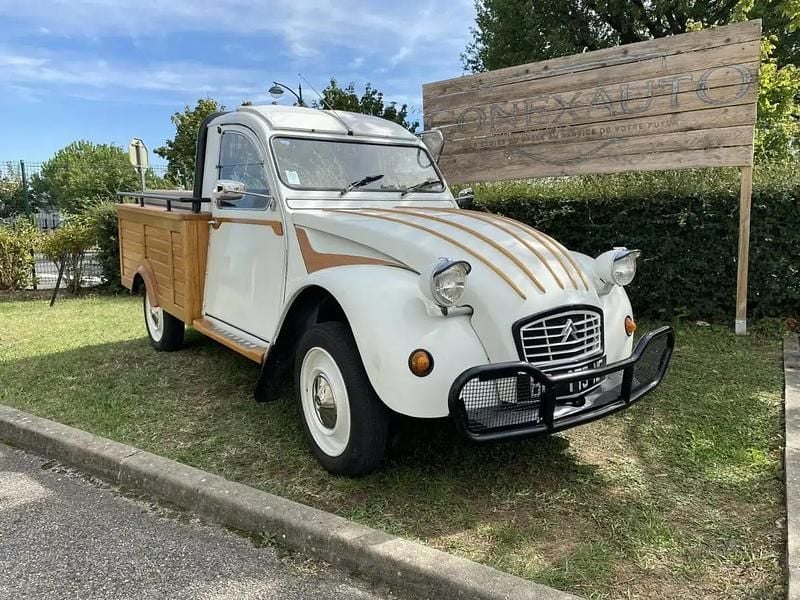 Occasion Citroën 2CV 35 ch (25 kW) 1975 Blanc Berline