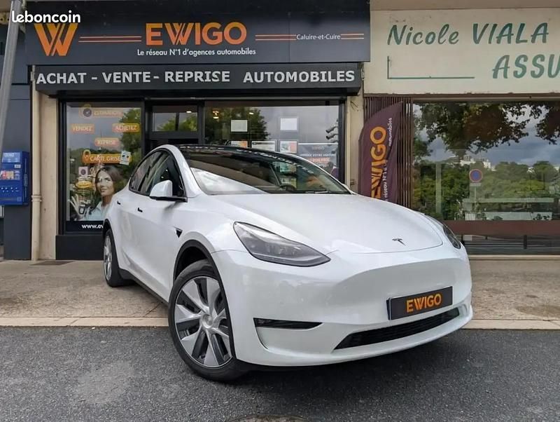 Blanc Utilisé 2022 Tesla Model Y Long Range SUV | 29 990 € - Image 1/4