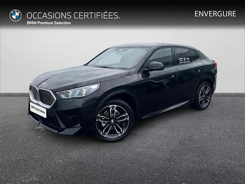 Noir Occasion 2025 BMW iX2 M Sport SUV | 49 900 € (Prix cher) - Image 1/4