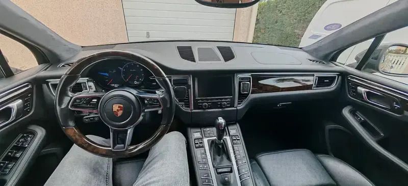 Utilisé 2014 Porsche Macan Turbo SUV | 39 000 € (Prix cher) - Image 1/4