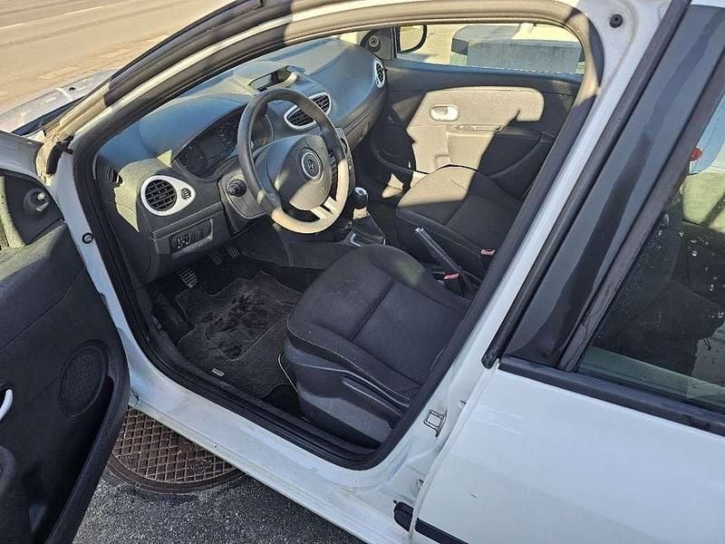 Occasion Renault Clio IV Campus 75 ch (55 kW) 2012 Berline