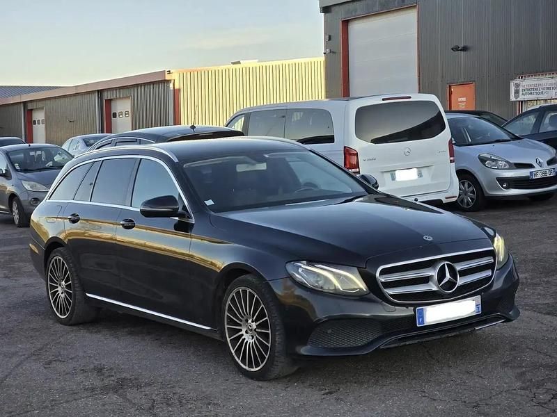Utilisé 2017 Mercedes E220 Break | 12 450 € (Bon prix) - Image 1/4