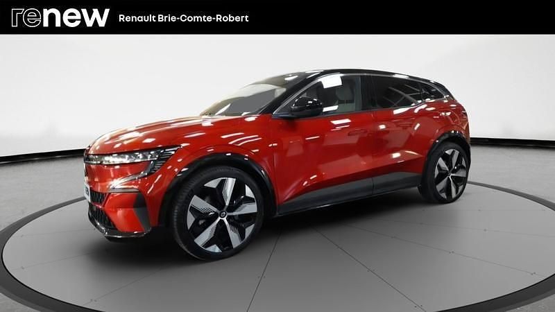 Rouge Utilisé 2022 Renault Mégane Techno Berline | 22 970 € (Bon prix) - Image 1/4