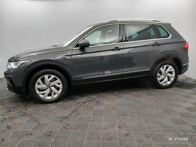 Occasion VW Tiguan Elegance 2023 Gris SUV