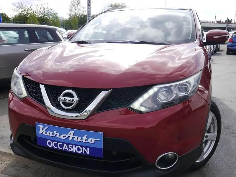 Rouge Utilisé 2014 Nissan Qashqai SUV | 9 990 € (Prix assez cher) - Image 1/4