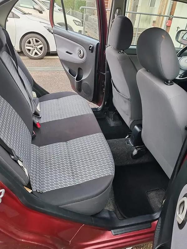 Occasion 2008 Daihatsu Trevis Citadine | 3 700 € - Image 1/4