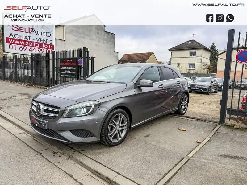 Gris Occasion 2013 Mercedes A200 Berline | 12 900 € (Prix juste) - Image 1/4