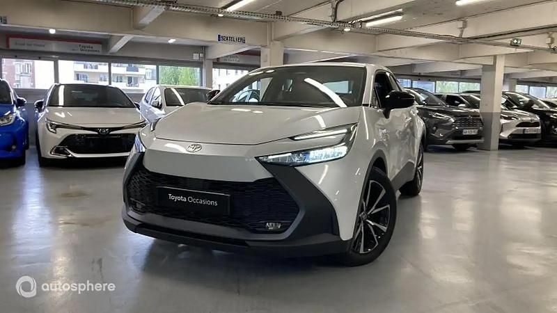 Utilisé 2025 Toyota C-HR Design SUV | 32 390 € (Prix cher) - Image 1/4