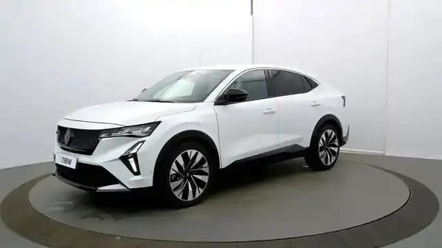 Blanc Utilisé 2024 Renault Rafale Techno SUV | 41 999 € (Prix assez cher) - Image 1/4