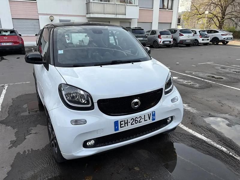 Blanc Occasion 2016 Smart ForTwo Coupé Prime Coupé | 10 000 € - Image 1/4