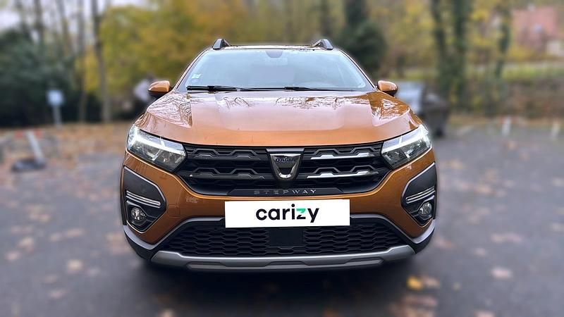 Occasion Dacia Sandero Comfort 101 ch (74 kW) 2022 Orange Berline