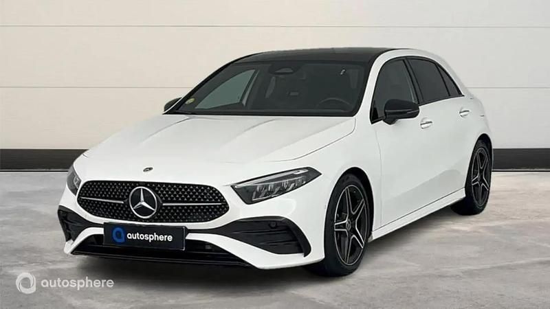 Utilisé 2024 Mercedes 180 AMG line Berline | 34 799 € (Prix juste) - Image 1/4