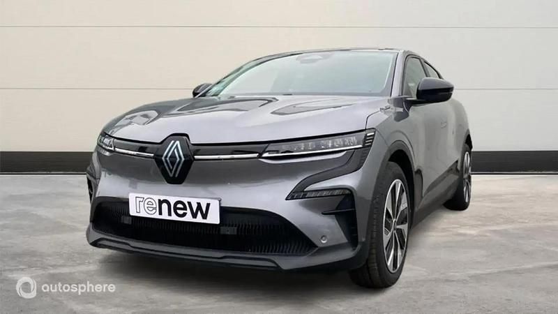 Gris Occasion 2022 Renault Mégane Evolution SUV | 20 490 € (Prix juste) - Image 1/4