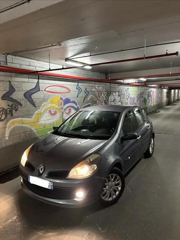 Occasion Renault Clio II 109 ch (80 kW) 2006 Berline