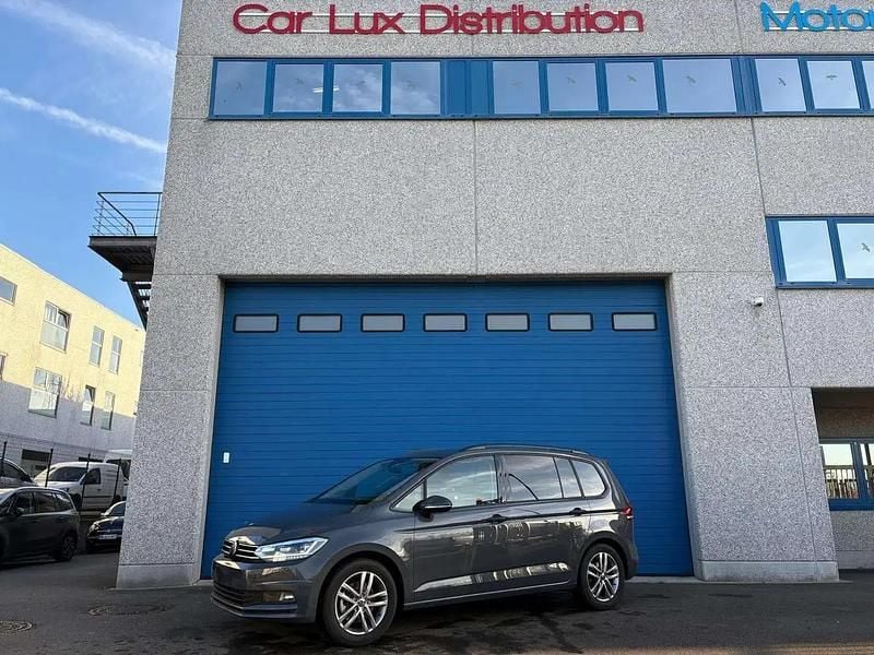 Gris Utilisé 2025 VW Touran Comfortline Monospace | 33 990 € (Super prix) - Image 1/4