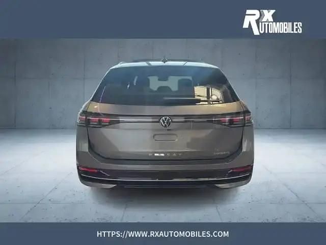 Nouvelle VW Passat 2025 Gris diabase Break