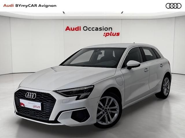 Blanc ibis Utilisé 2024 Audi A3 Sportback e-tron Business Berline | 32 551 € (Bon prix) - Image 1/4