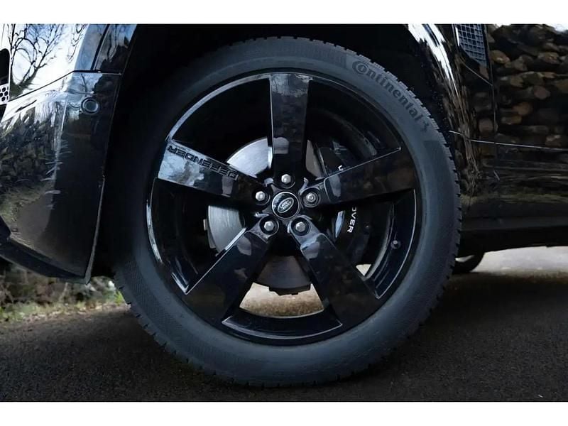 Occasion Land Rover Defender 525 ch (386 kW) 2023 Noir SUV
