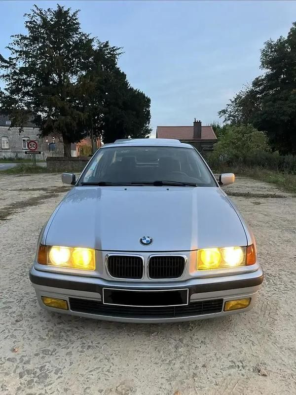 Occasion BMW 325 143 ch (105 kW) 1998 Berline