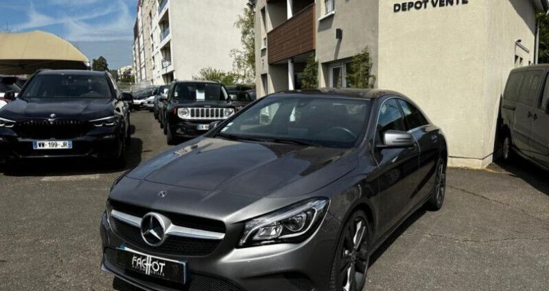 Utilisé 2019 Mercedes 200 Business Coupé | 19 990 € (Super prix) - Image 1/4
